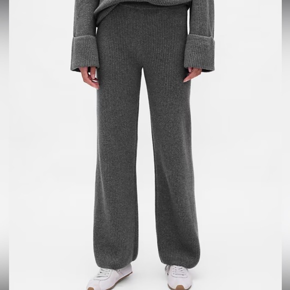 GAP Pants - Gap CashSoft Shaker-Stitch Sweater Pants NWOT
